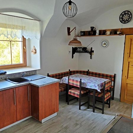 Chalupa V Kopci Vysoka Srbska Exteriör bild