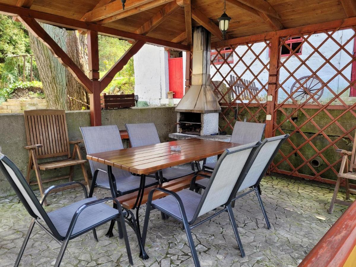 Chalupa V Kopci Vysoka Srbska Exteriör bild